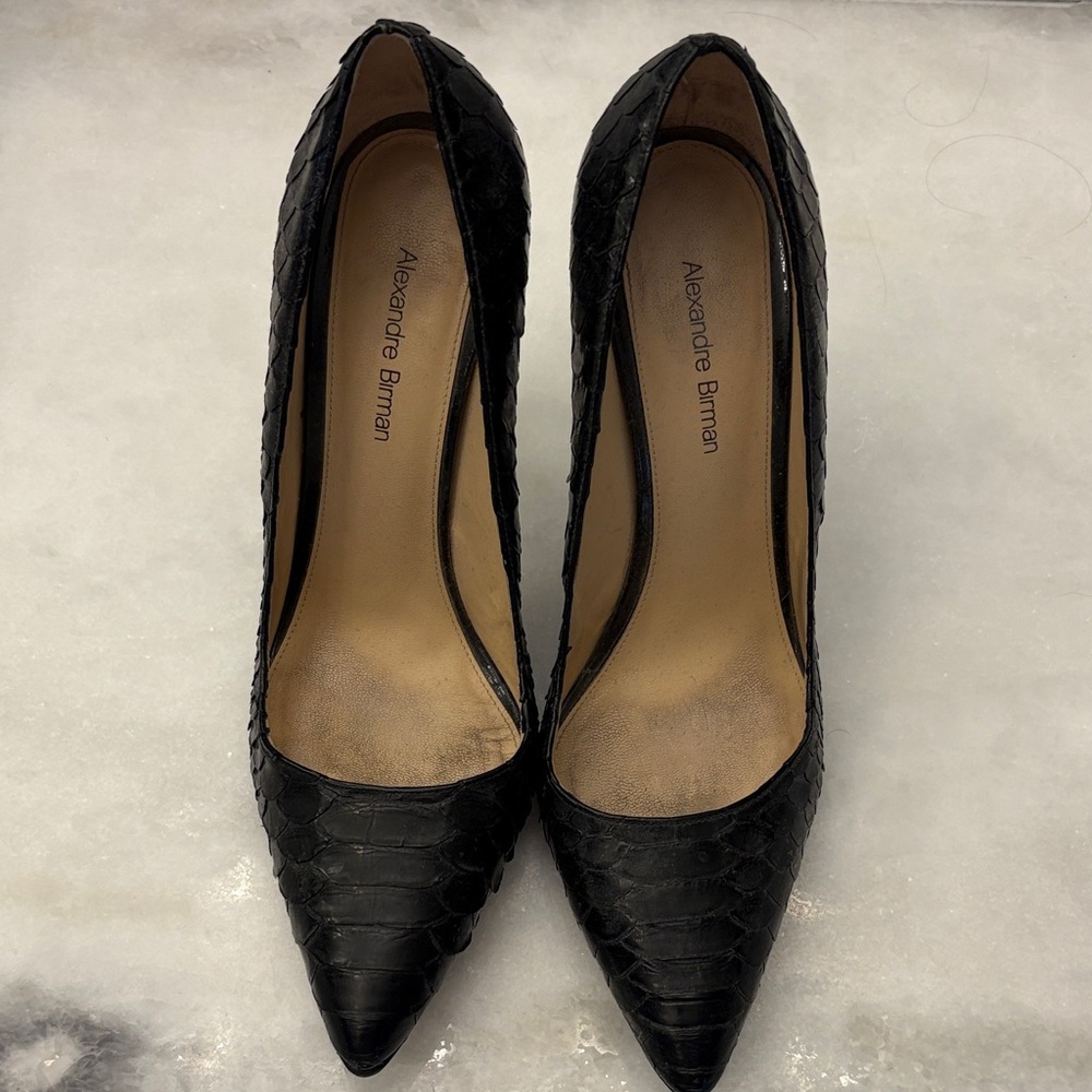 Alexandre Birman Black Pointed Leather Heels